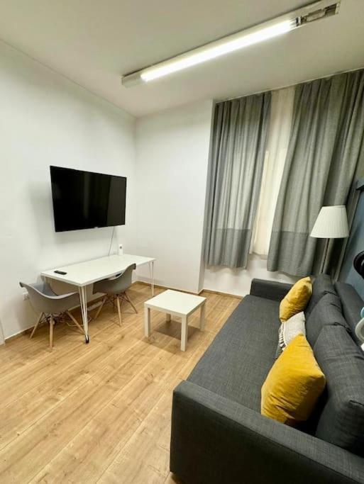Appartement Sani Entire Flat Athene